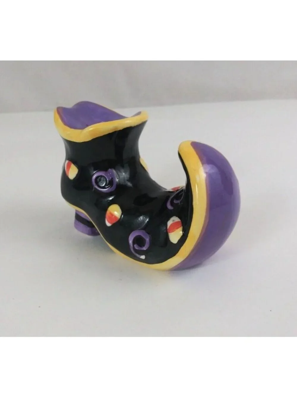 Vintage Halloween Witch's Shoes 2.75